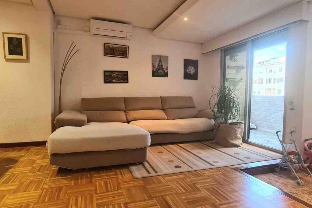 Piso Amplio En El Centro ¡Ofertas Para Familias! Appartement Valencia Buitenkant foto