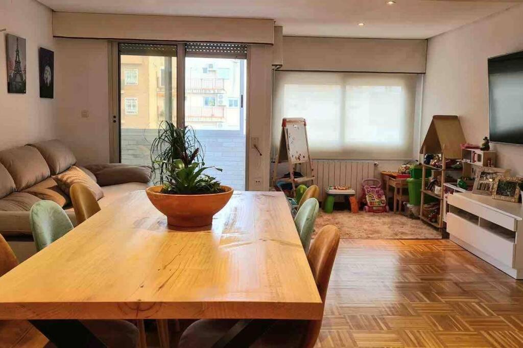 Piso Amplio En El Centro ¡Ofertas Para Familias! Appartement Valencia Buitenkant foto